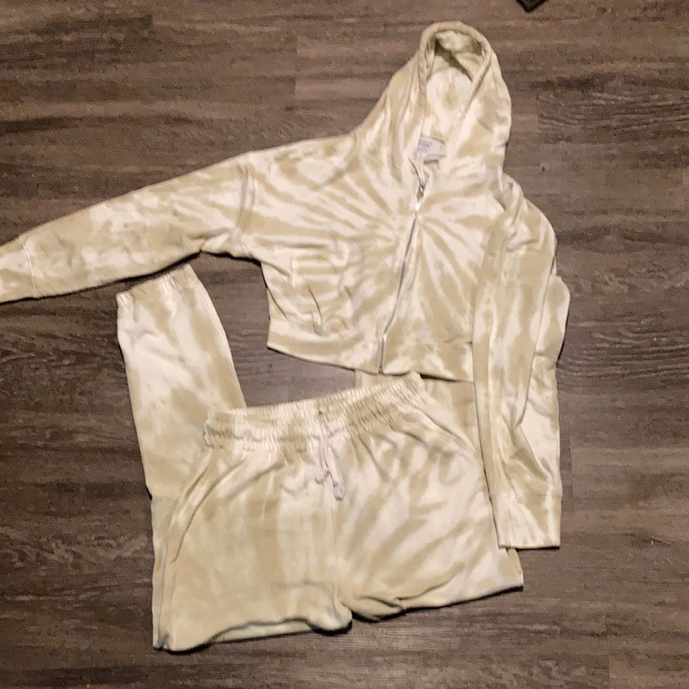 ’s large sweatsuit with cropped hoodie. NWT.